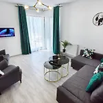 Apartament Blue Promenada Beachfront Mamaia Nord Năvodari