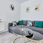Apartament Blue Promenada Beachfront Mamaia Nord