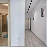 Blue Promenada Beachfront Mamaia Nord