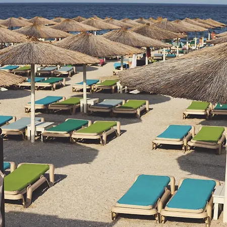 Blue Promenada Beachfront Mamaia Nord *
